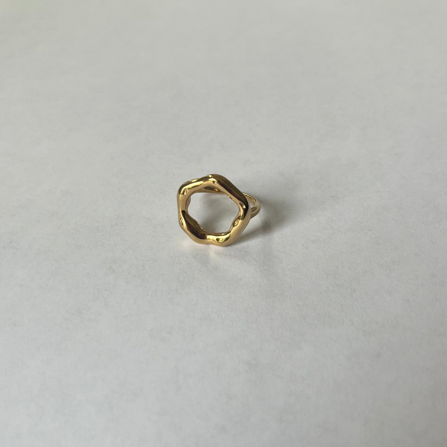 Lilia Ring